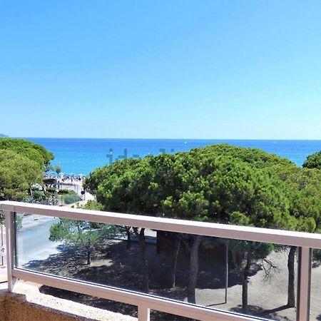 Apartment Direkt Am Strand บลาเนส ภายนอก รูปภาพ