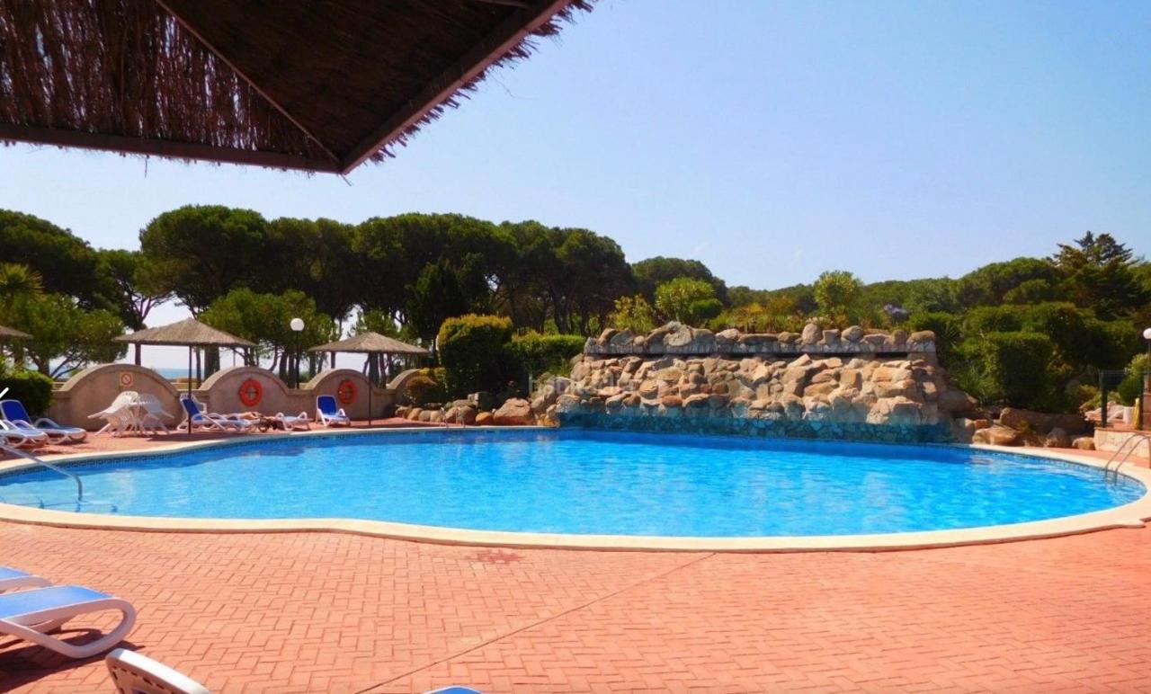 Apartment Direkt Am Strand บลาเนส ภายนอก รูปภาพ