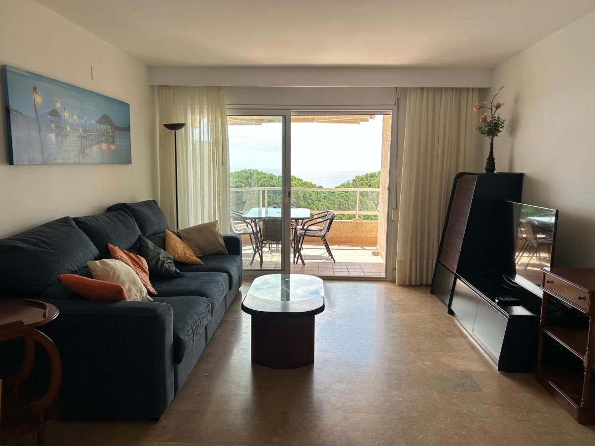 Apartment Direkt Am Strand บลาเนส ภายนอก รูปภาพ