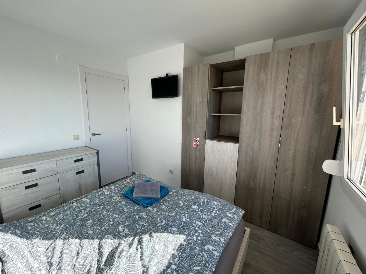 Apartment Direkt Am Strand บลาเนส ภายนอก รูปภาพ